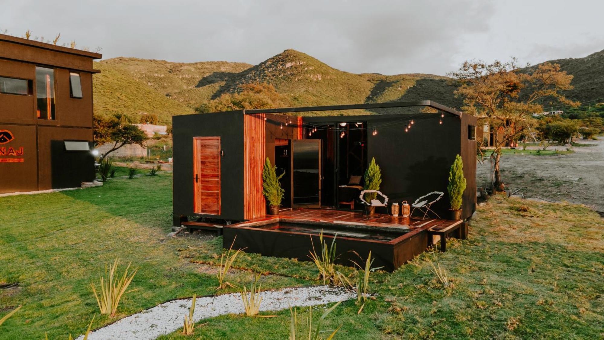 Holiday Home -Tiny smart house with pool